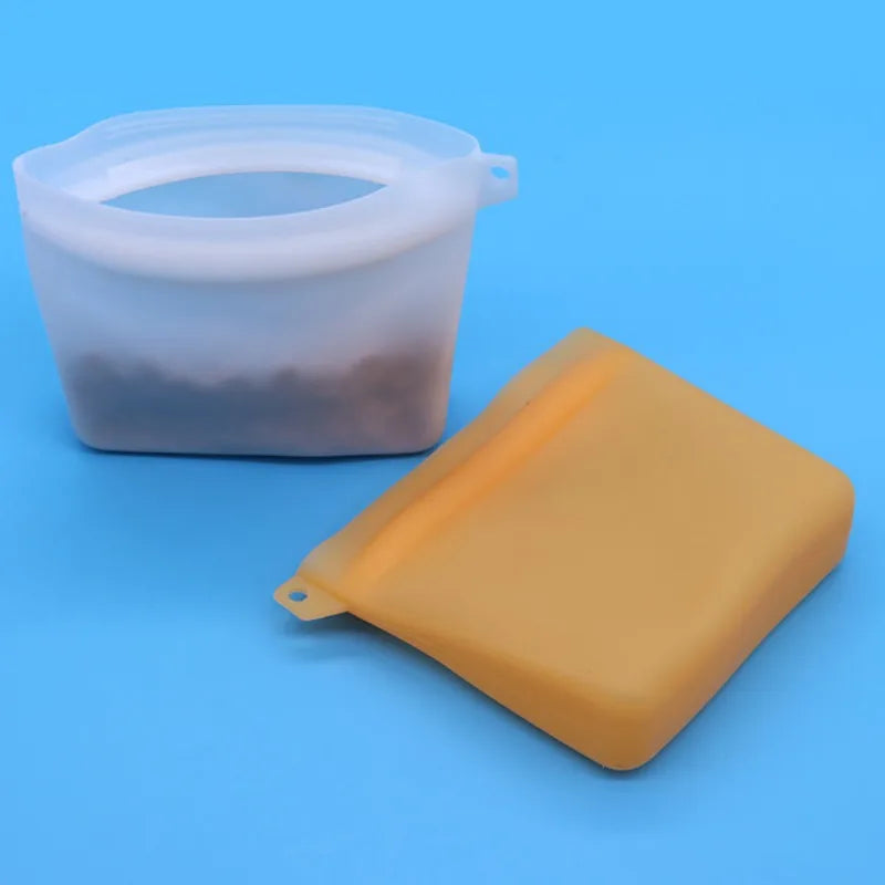 Dog Food Bag Waterproof Moisture-proof Pet Outdoor Training Dog Food Bag Dog Cat Silicone Snack Bag Storage Bag Pet Supplies